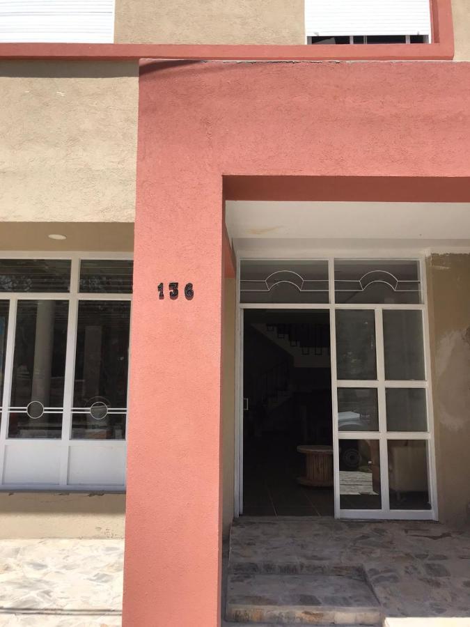 Guest House Salta Ngoại thất bức ảnh